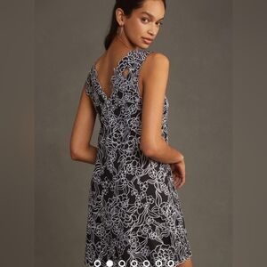 Anthropologie V-Neck Floral Sleeveless Shift Dress XXS Nwot